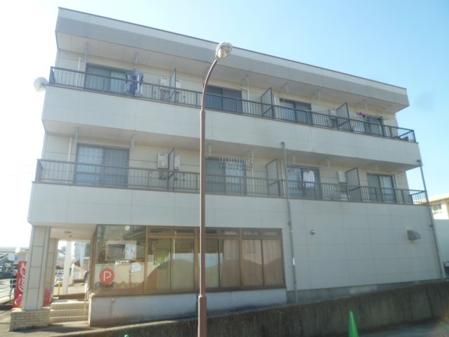 建物外観　2017年2月撮影