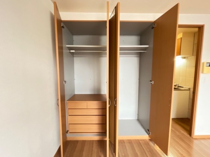 収納　図面と現状に相違がある場合には現状を優先