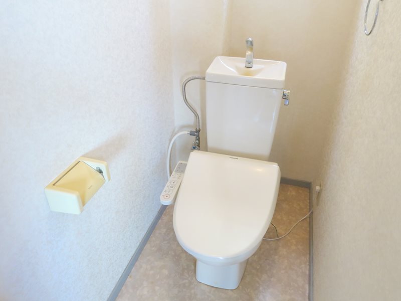 トイレ　2F同型タイプ