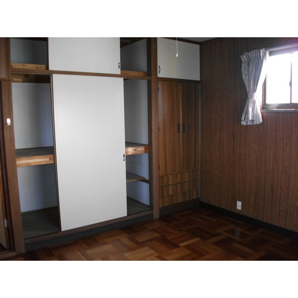 収納　洋室収納