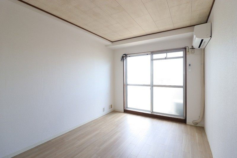 居室・リビング　洋室6帖