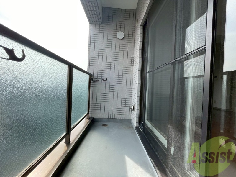 バルコニー　バルコニーが付いていますので一息ついてみてはいかがですか。