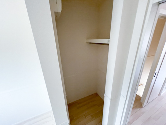 収納　※別部屋の写真です