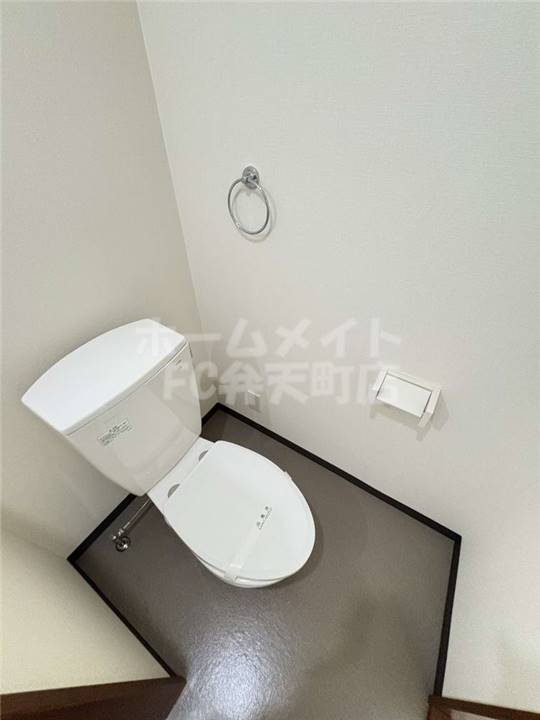 トイレ　コンパクトで使いやすいトイレです