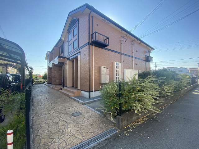 エントランス　駐車場