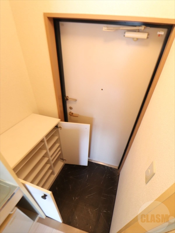 玄関　シューズボックス付きの玄関