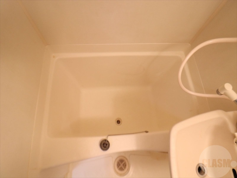 バス・シャワールーム　清潔感のあるバスルーム