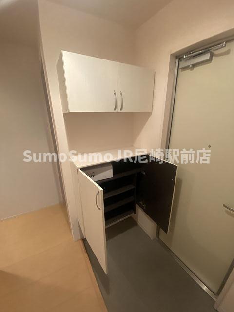 玄関　落ち着いた玄関です