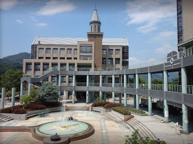 大学・短大　県立広島大学三原キャンパス（大学・短大）まで877m