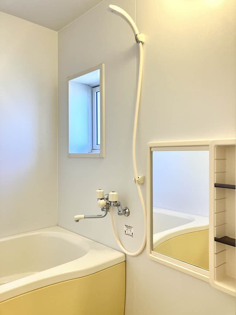 バス・シャワールーム　浴室