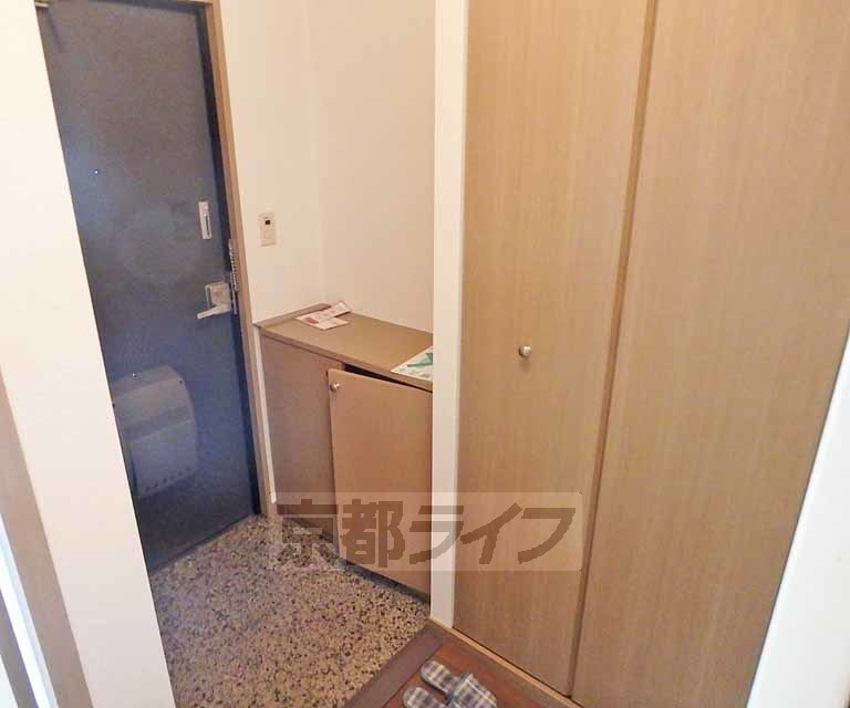 玄関　シューズボックスございます