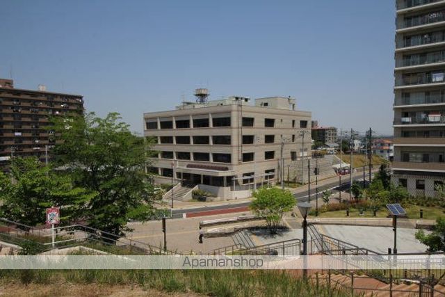 図書館　狭山中央図書館（図書館）まで600m