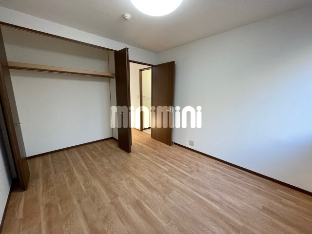 収納　現代風な和室で、オシャレです。