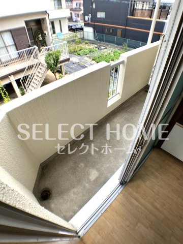 バルコニー　バルコニー付きです