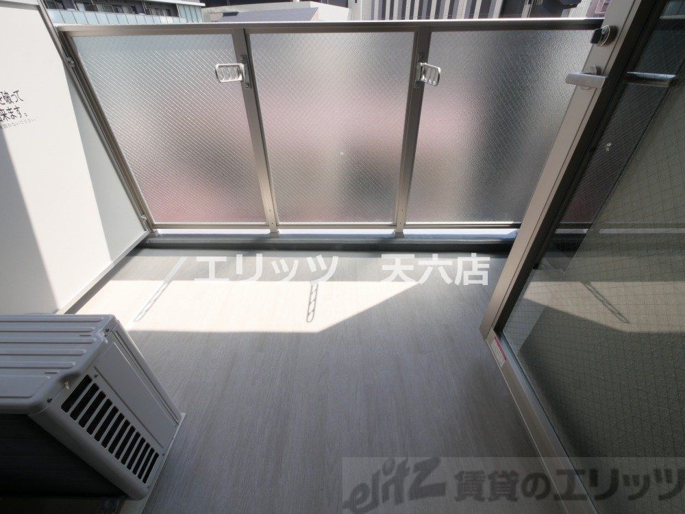 バルコニー　バルコニー