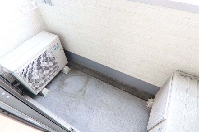 バルコニー　※別室の参考写真の為、現況優先です。