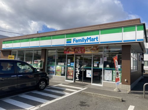 コンビニ　ファミリーマート 西尾今川店（コンビニ）まで591m