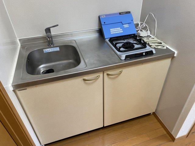 キッチン　給湯器