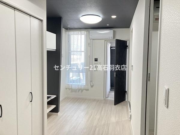 居室・リビング　洋室！