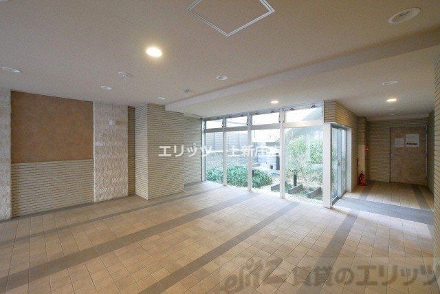 ロビー　エントランス