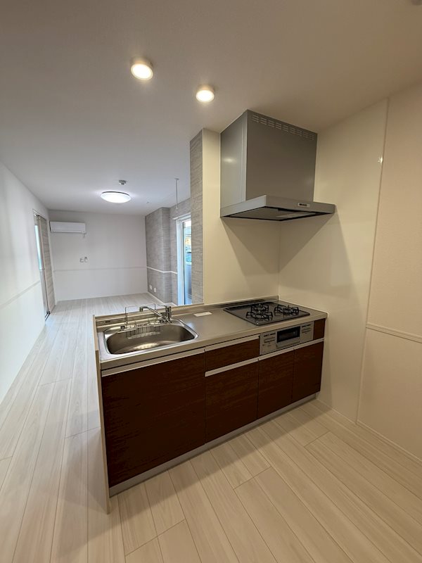 キッチン　３口システムキッチン