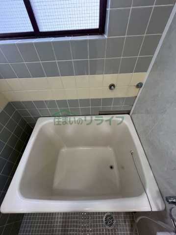 バス・シャワールーム　同間取り、他部屋写真となります。