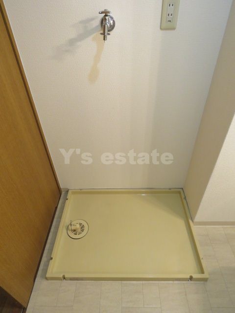 その他　この画像の反転タイプです。