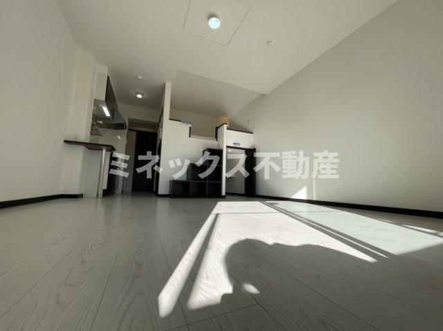 居室・リビング　同タイプのお部屋の写真。現況を優先します。