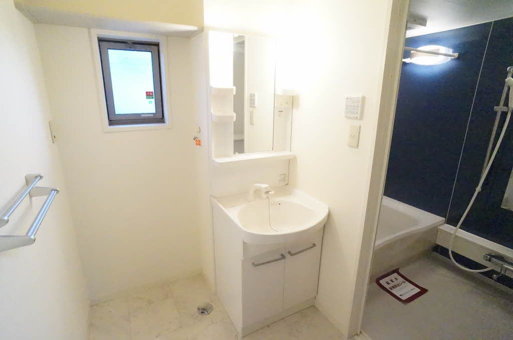 洗面設備　洗面所