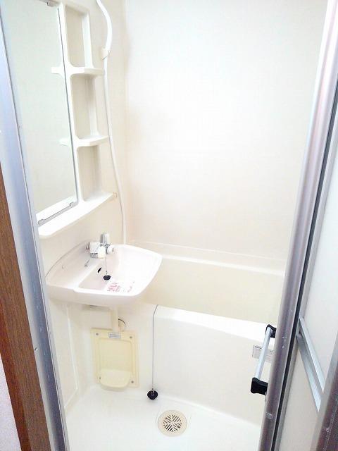 バス・シャワールーム　バスルーム