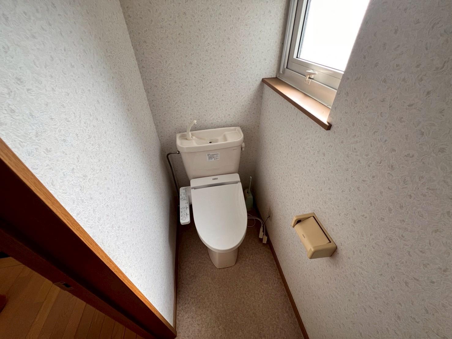 トイレ　トイレ