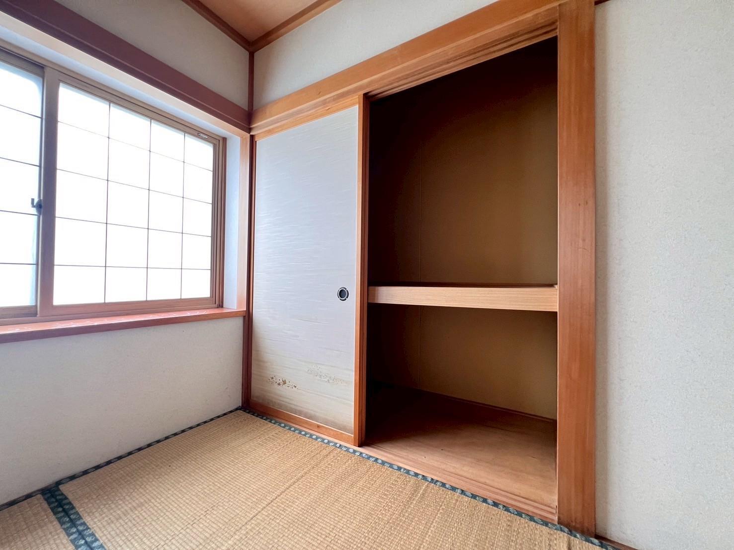収納　和室　収納