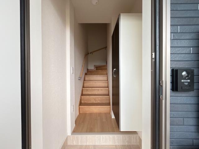 玄関　玄関（イメージ）