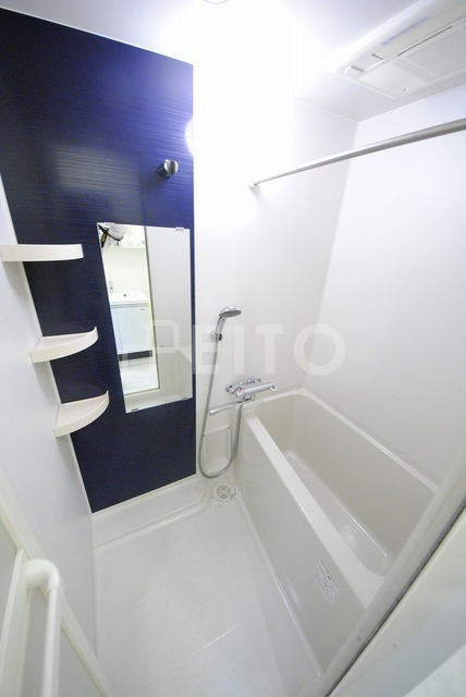 バス・シャワールーム　写真は１１０号室