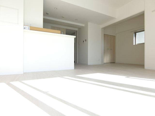 居室・リビング　詳細は、RISUMO江坂本店→06-6155-7137まで♪