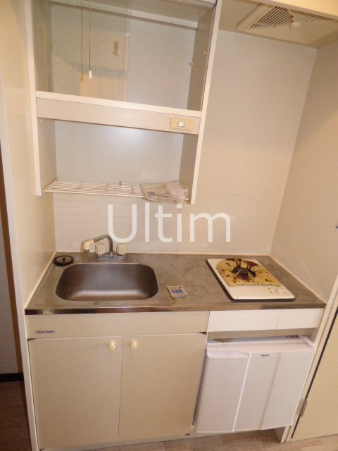 キッチン　別部屋のお写真です。ご参考までに！