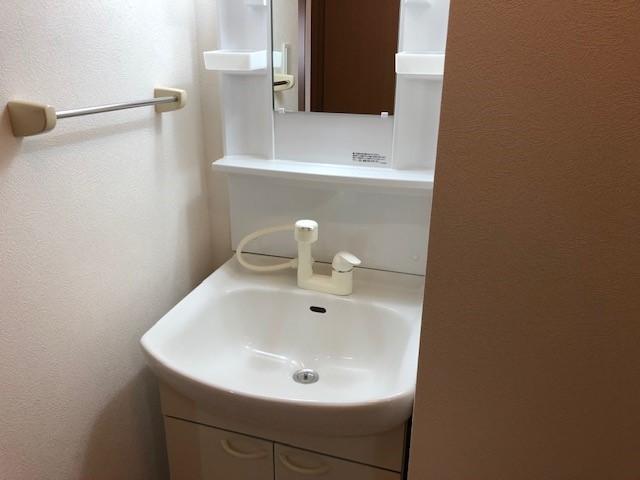 洗面設備　洗髪洗面化粧台