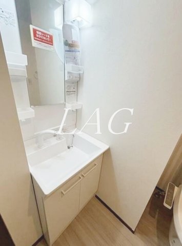 洗面設備　独立洗面台です。（同一仕様）