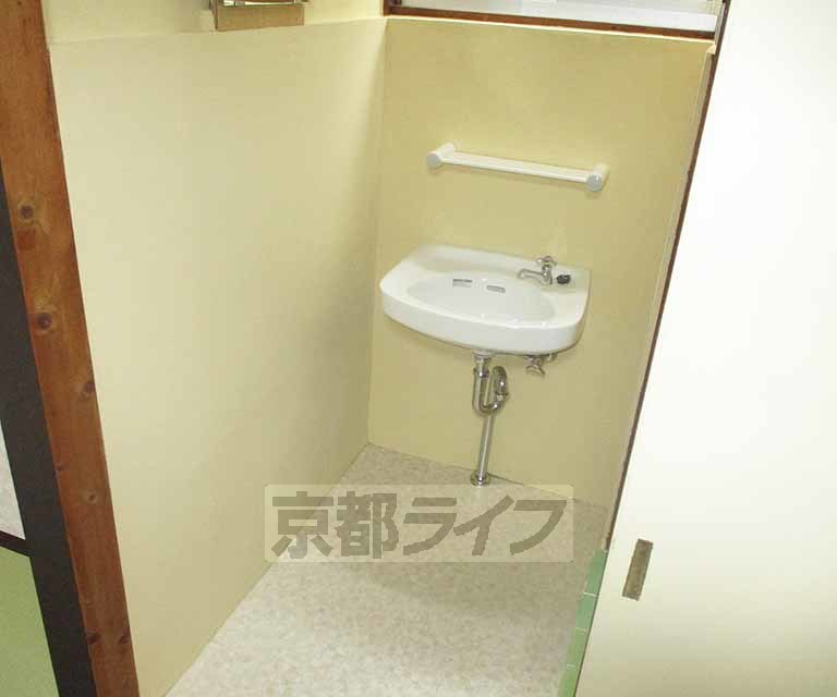 洗面設備　１０号室流用です。