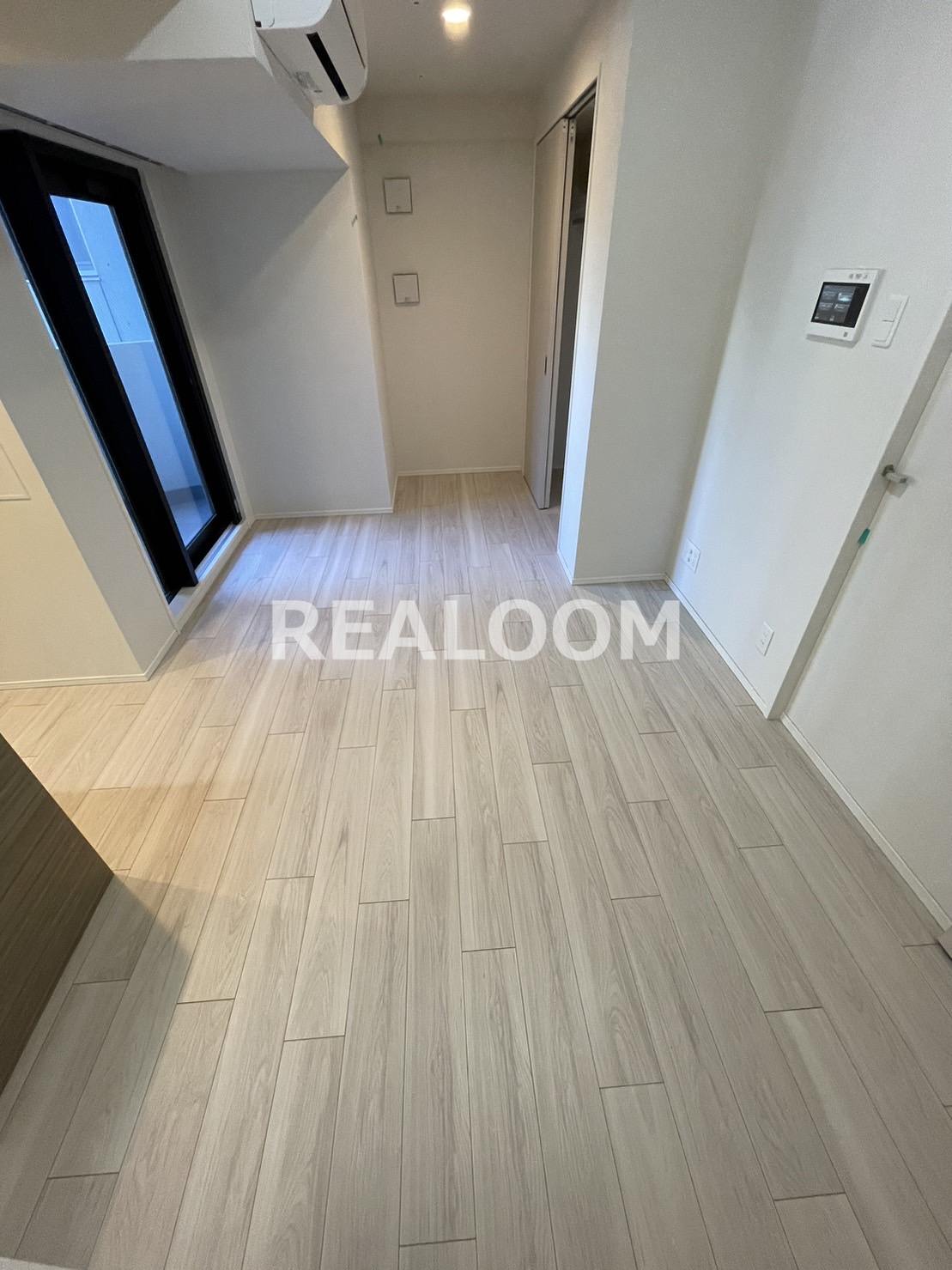 居室・リビング　写真と現況が異なる場合は現況を優先いたします。