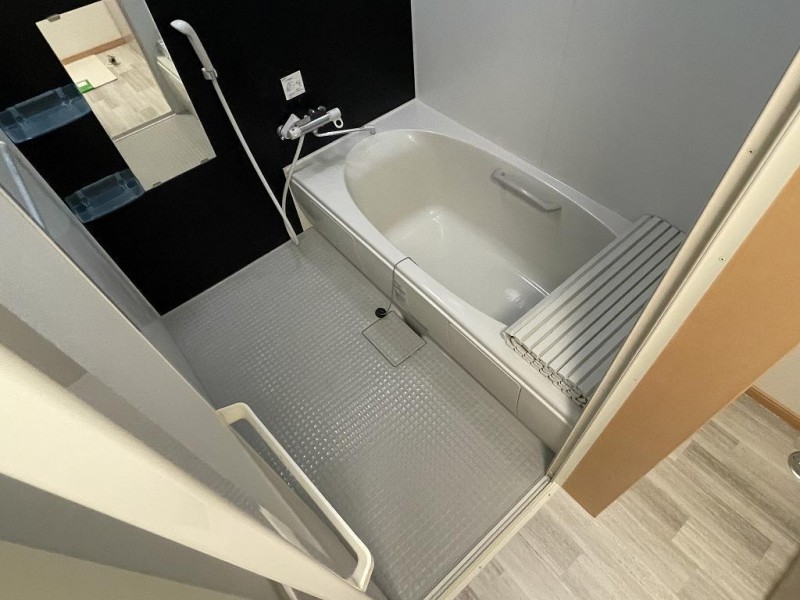 バス・シャワールーム　浴室