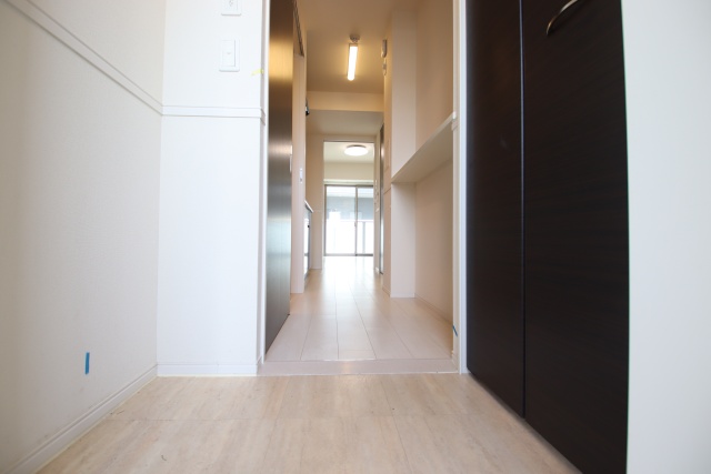 玄関　※別室の参考写真の為、現況優先です。