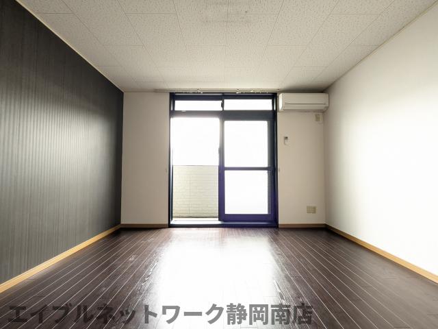 居室・リビング　同イメージ