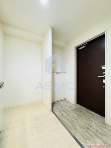 玄関　同マンション別部屋　参考写真