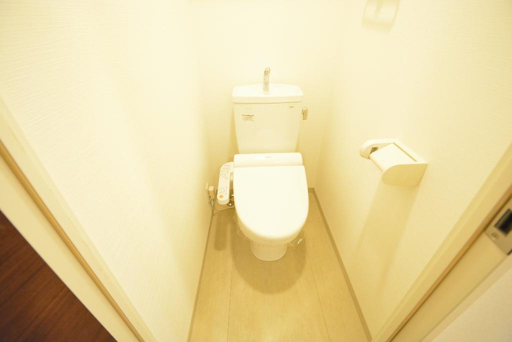 トイレ　シャワー付トイレ