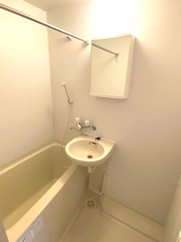 バス・シャワールーム　※現況優先