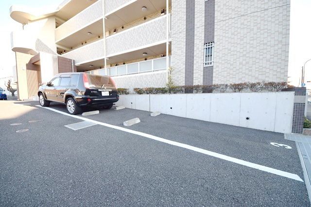 駐車場　★★敷地内駐車場★★