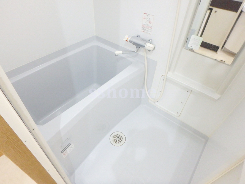 バス・シャワールーム　バスルーム