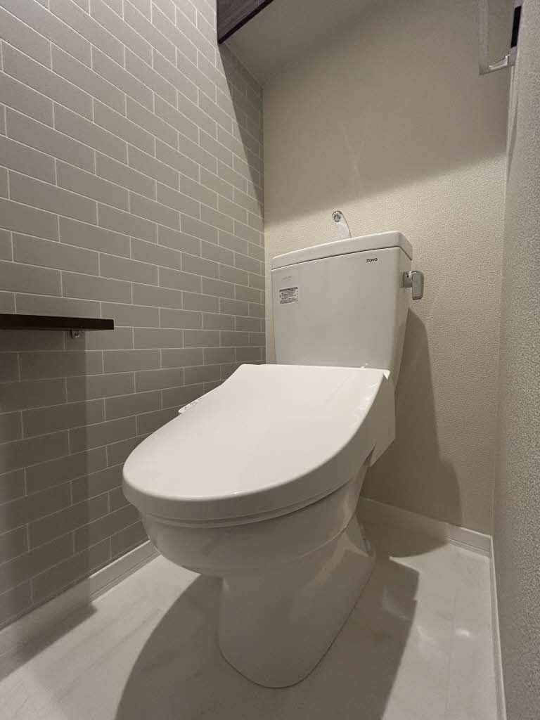 トイレ　トイレ