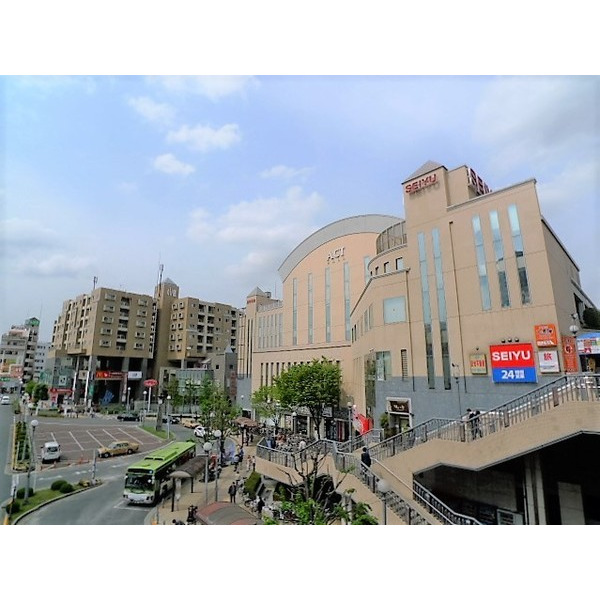 スーパー　西友成増店（スーパー）まで596m